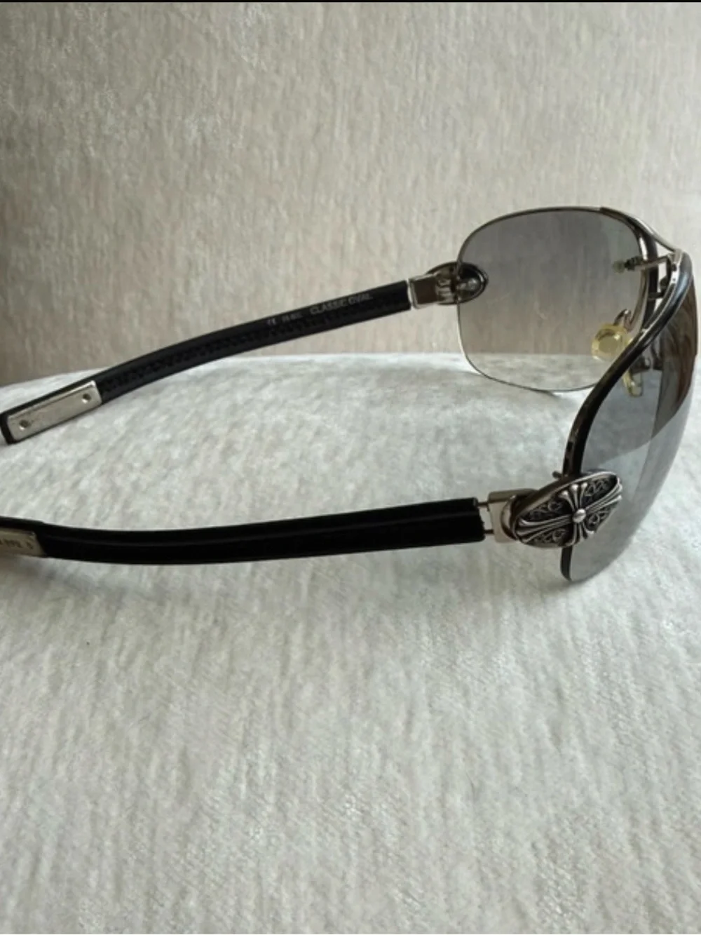 Chrome Hearts Men’s Rimless Sunglasses - Silver/Black